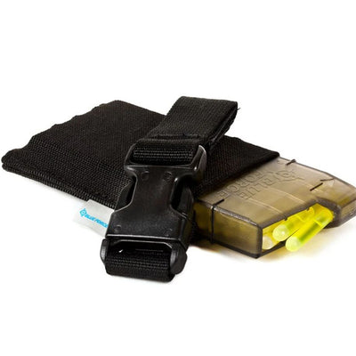 Black belt hanger for Marco dispenser with Marco dispenser inserted
